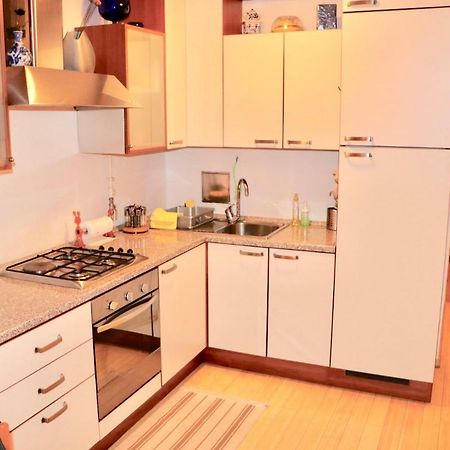 Artsy Apartment ซาเกร็บ ภายนอก รูปภาพ